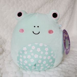 Fritz the Frog with Flower Belly Squishmallows BNWT 8 Inch